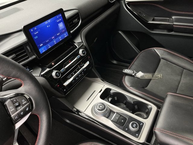 2024 Ford Explorer ST-Line
