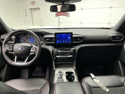 2024 Ford Explorer ST-Line