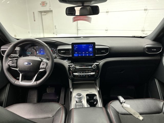 2024 Ford Explorer ST-Line