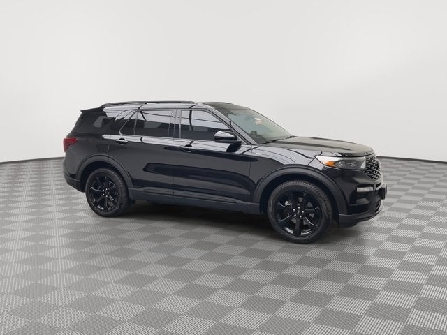 2024 Ford Explorer ST-Line