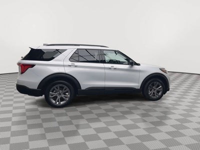 2026 Ford Explorer Active with 200A Pkg