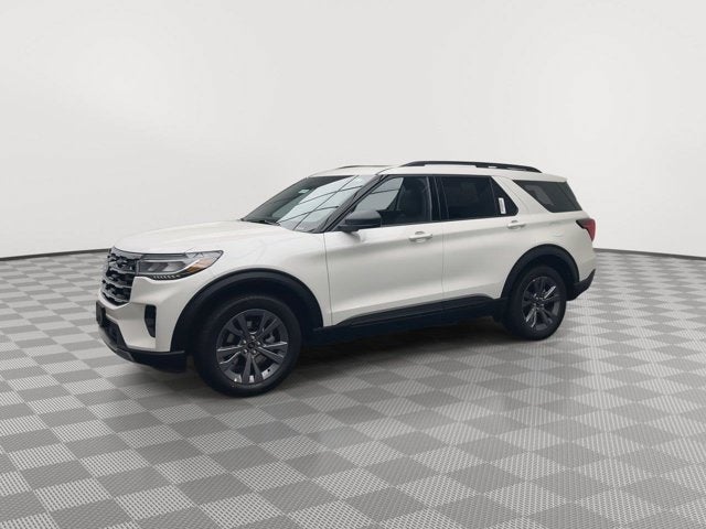 2027 Ford Explorer Active with 100A Pkg