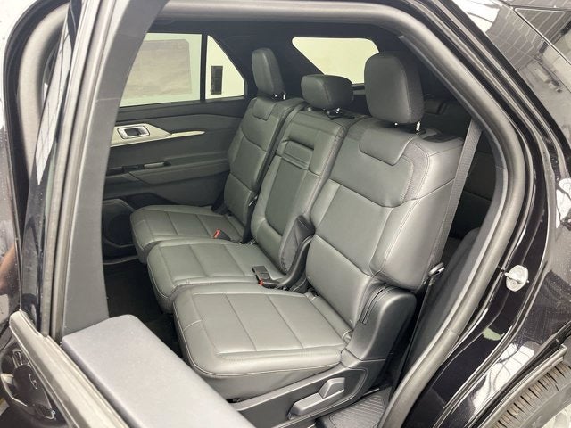 2027 Ford Explorer Active with 100A Pkg