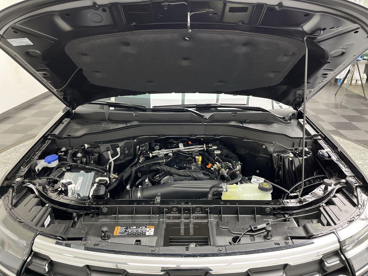 2026 Ford Explorer Active w/100A Pkg