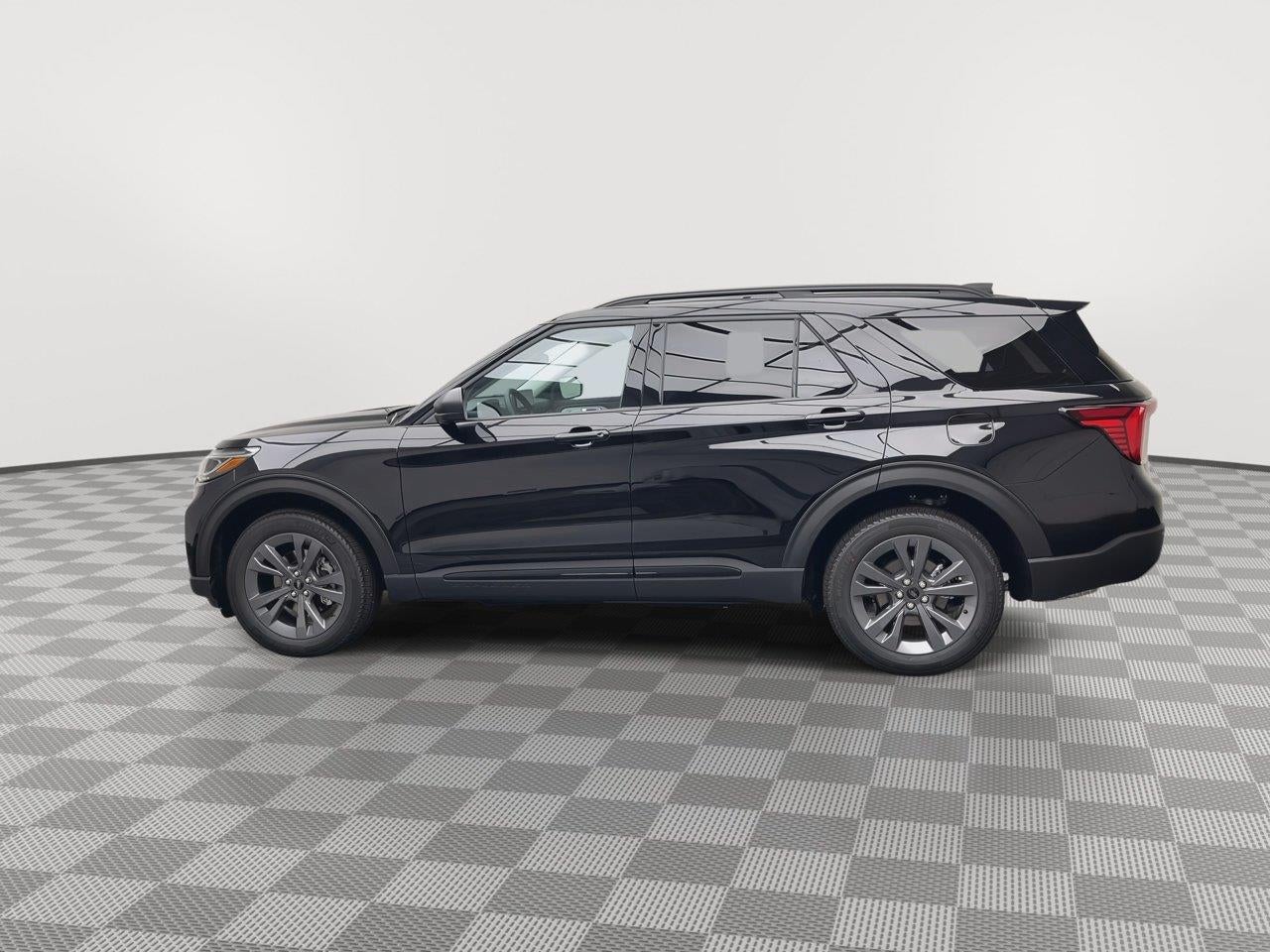 2026 Ford Explorer Active w/100A Pkg