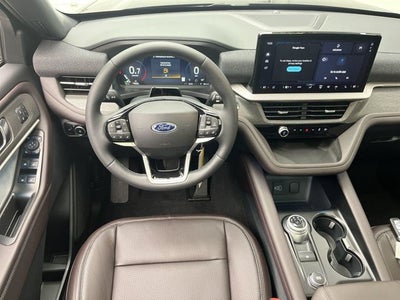 2027 Ford Explorer Platinum