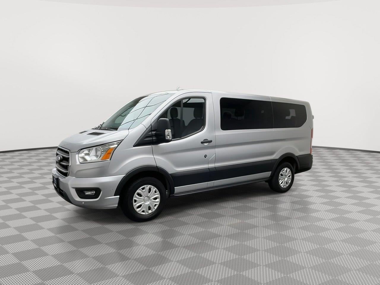 2020 Ford Transit Passenger Wagon XLT