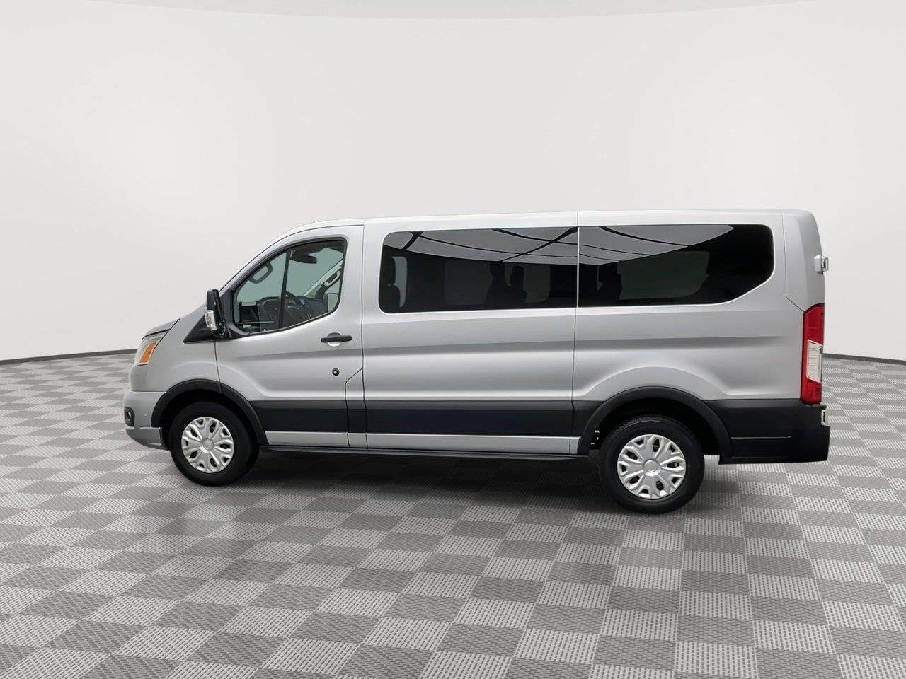 2020 Ford Transit Passenger Wagon XLT