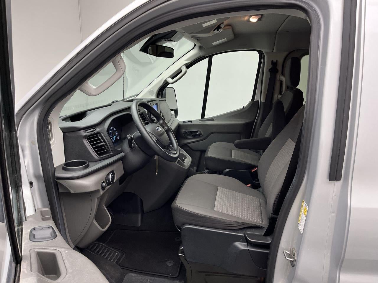 2020 Ford Transit Passenger Wagon XLT