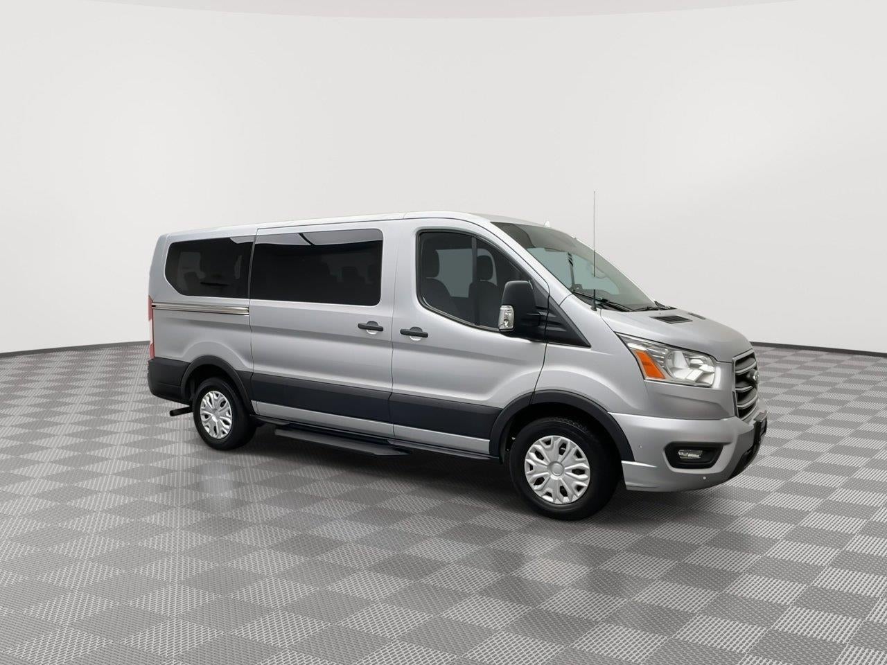 2020 Ford Transit Passenger Wagon XLT