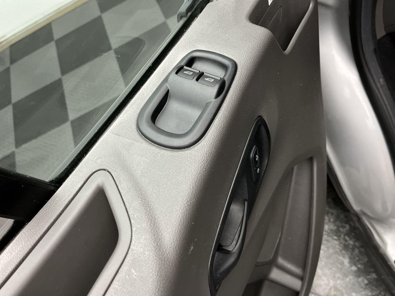 2020 Ford Transit Passenger Wagon XLT