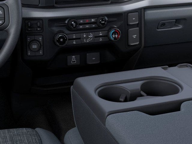 2027 Ford F-250 Super Duty SRW XLT