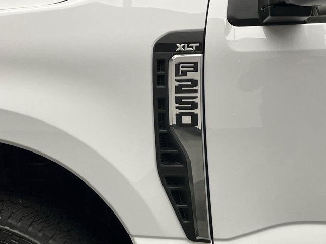 2026 Ford Super Duty F-250 XLT