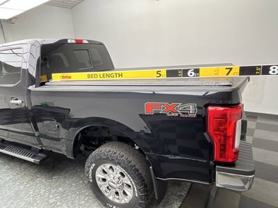 2017 Ford Super Duty F-250 SRW Lariat