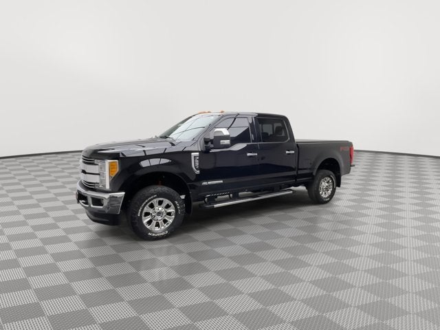 2017 Ford Super Duty F-250 SRW Lariat