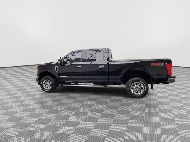 2017 Ford Super Duty F-250 SRW Lariat