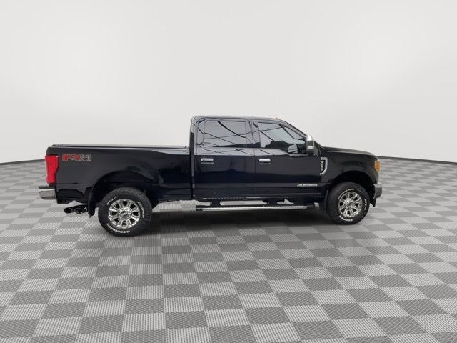 2017 Ford Super Duty F-250 SRW Lariat