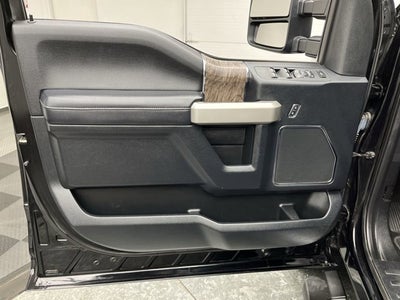 2017 Ford Super Duty F-250 SRW Lariat