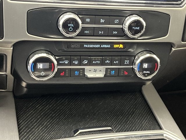 2022 Ford Super Duty F-250 SRW Platinum