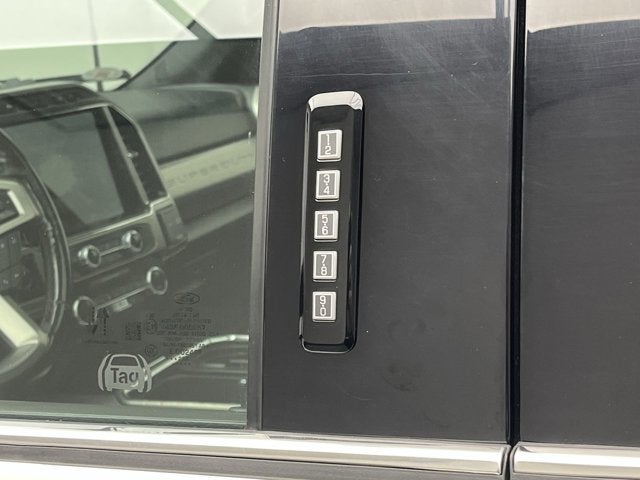 2022 Ford Super Duty F-250 SRW Platinum