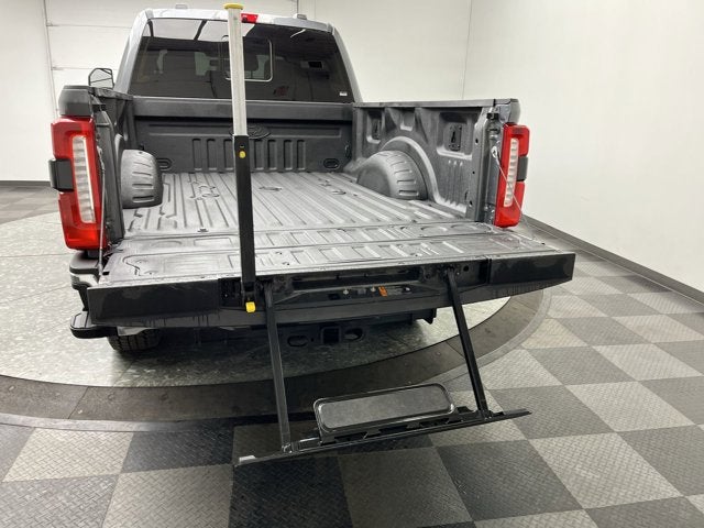 2023 Ford Super Duty F-250 SRW LARIAT