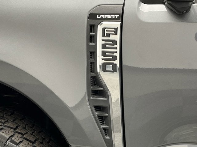 2023 Ford Super Duty F-250 SRW LARIAT