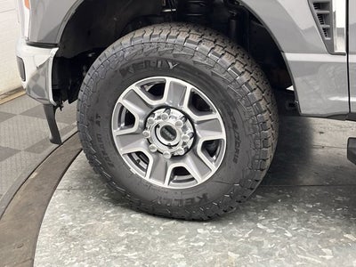 2023 Ford Super Duty F-250 SRW LARIAT