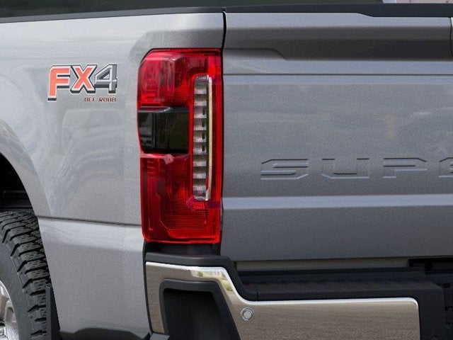 2027 Ford F-350 Super Duty SRW XLT