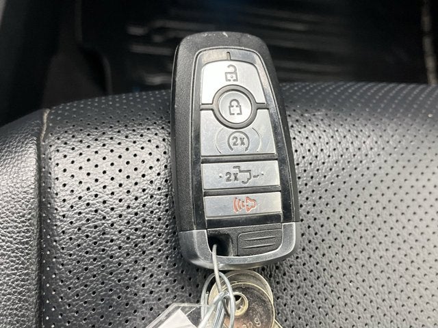 2023 Ford Super Duty F-350 SRW LARIAT