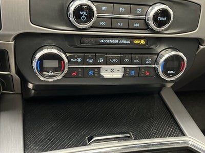 2022 Ford Super Duty F-350 SRW Platinum