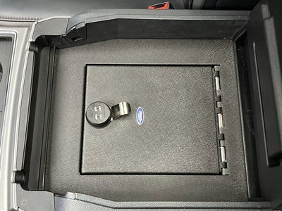 2022 Ford Super Duty F-350 SRW Platinum