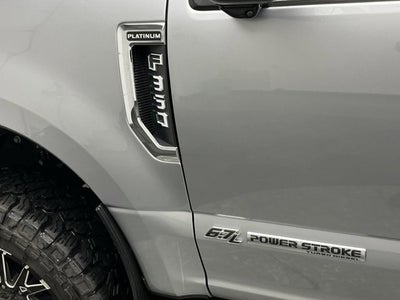 2022 Ford Super Duty F-350 SRW Platinum