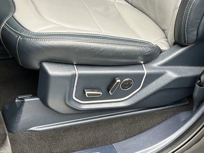 2022 Ford Super Duty F-350 SRW Limited