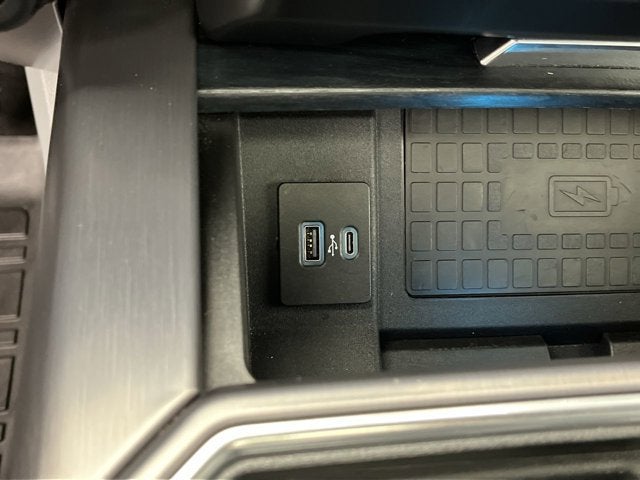 2022 Ford Super Duty F-350 SRW Limited