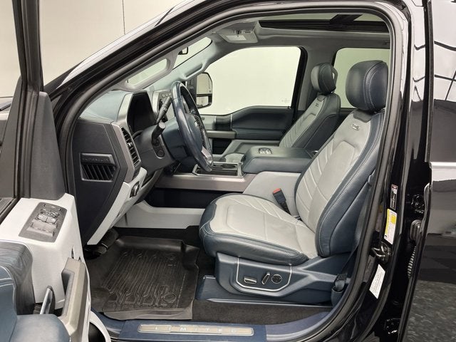 2022 Ford Super Duty F-350 SRW Limited