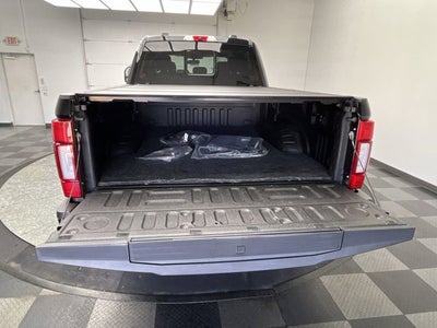2022 Ford Super Duty F-350 SRW Limited