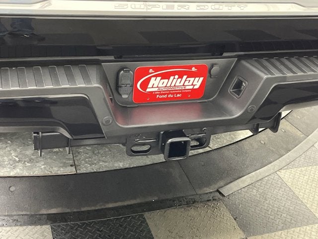 2022 Ford Super Duty F-350 SRW Limited