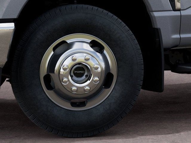 2027 Ford F-350 Super Duty DRW XLT