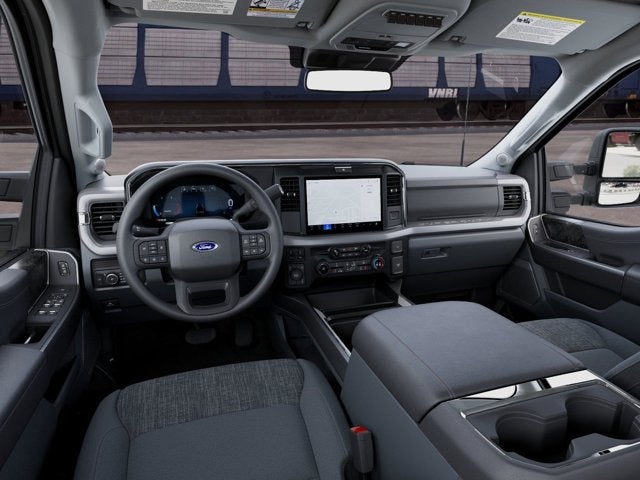 2027 Ford F-350 Super Duty DRW XLT