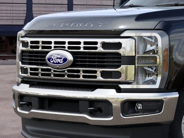 2027 Ford F-350 Super Duty SRW XLTSuperCab 6.75' Box