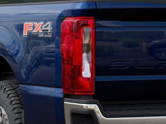 2027 Ford F-350 Super Duty SRW XLTSuperCab 6.75' Box
