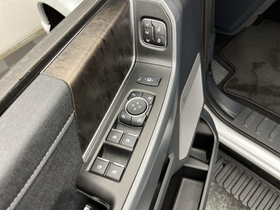 2023 Ford Super Duty F-350 Lariat