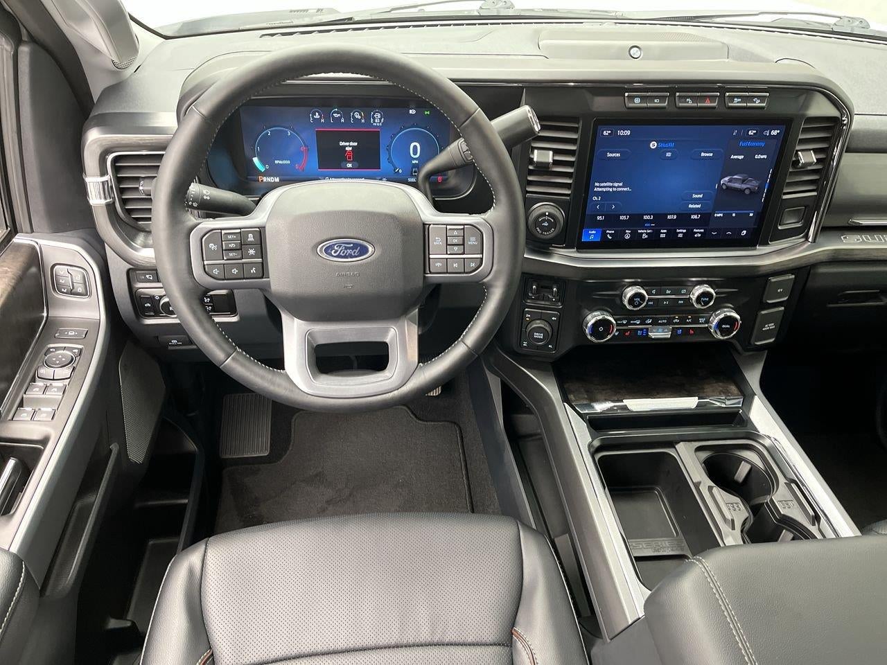 2023 Ford Super Duty F-350 Lariat