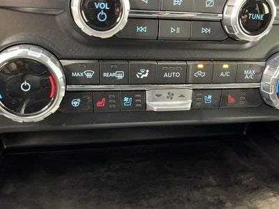 2023 Ford Super Duty F-350 Lariat