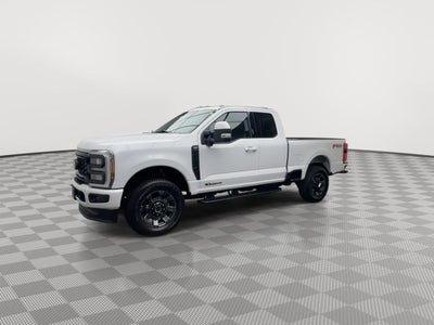 2023 Ford Super Duty F-350 Lariat