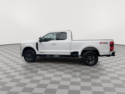 2023 Ford Super Duty F-350 Lariat