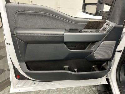 2023 Ford Super Duty F-350 Lariat