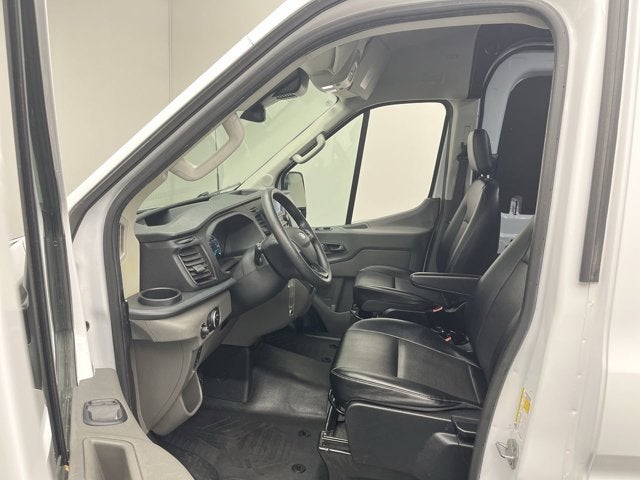 2023 Ford Transit Cargo Van T-250 130" Med Rf 9070 GVWR AWD