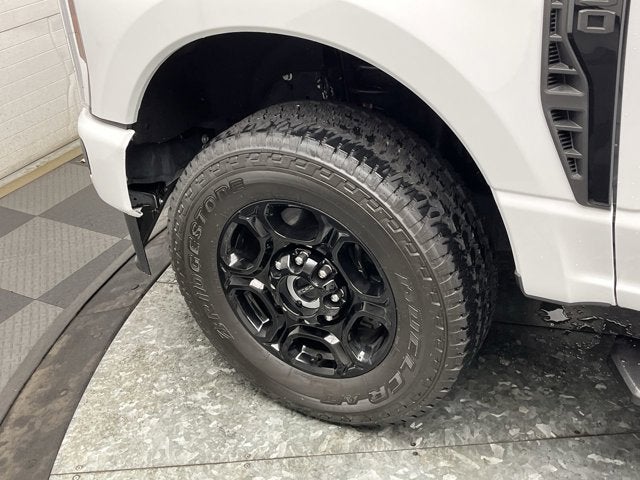 2024 Ford Super Duty F-350 SRW XL