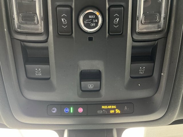 2022 Chevrolet Suburban RST